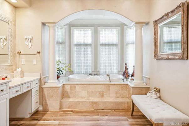 Bathroom, Interior, Recessed Lighting, Wood Texture Flooring