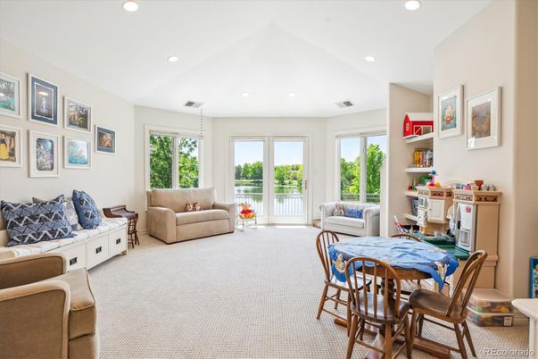 Dining room, Interior, Living room, Recessed Lighting
