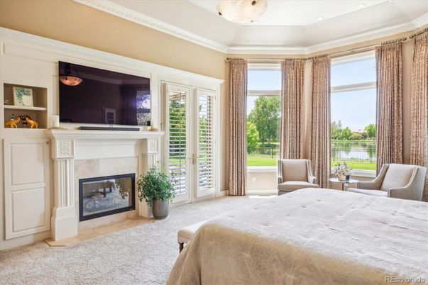 Bedroom, Fireplace, Interior, Recessed Lighting, Water