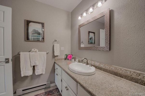 Bathroom, Interior, Tile Countertops