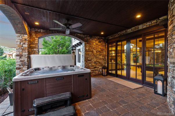 Exterior, Hot Tub