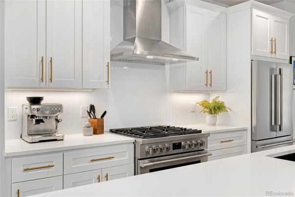 Interior, Kitchen, Stainless Steel Appliances