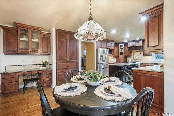 Dining room, Interior, Kitchen, Pendant Lights, Recessed Lighting, Wood Texture Flooring
