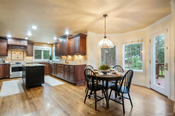 Dining room, Interior, Kitchen, Pendant Lights, Recessed Lighting, Wood Texture Flooring