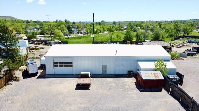 Exterior, Drone