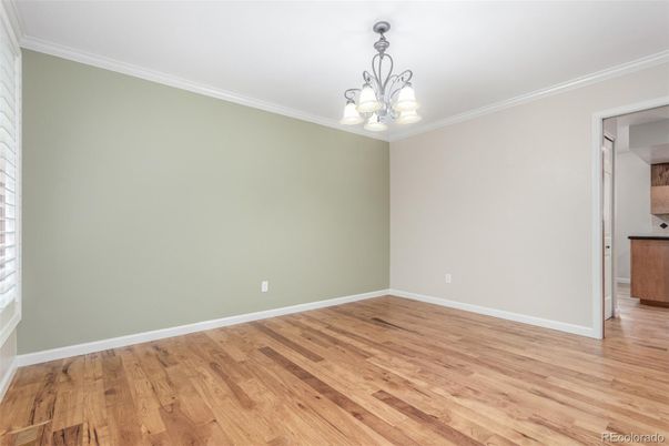 Chandelier, Empty room, Interior, Wood Texture Flooring