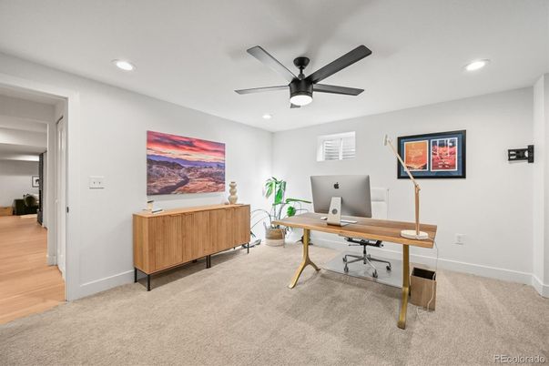Home Office, Interior, Recessed Lighting, Wood Texture Flooring