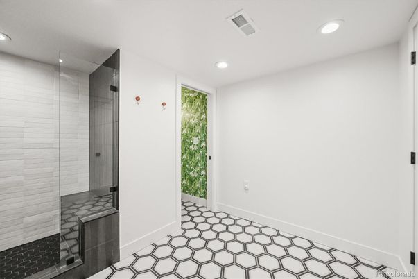 Interior, Recessed Lighting