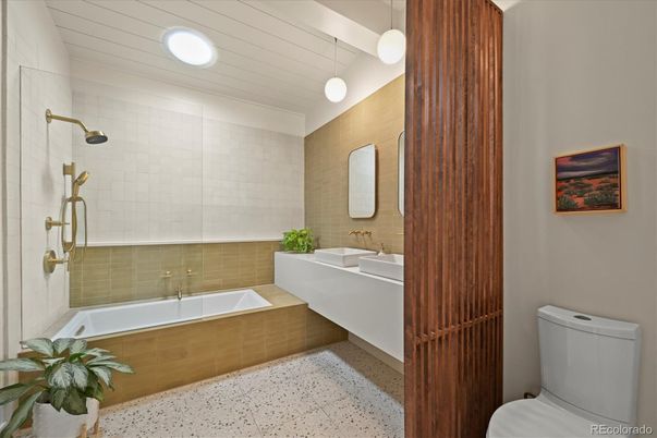 Bathroom, Glass Shower, Interior, Pendant Lights, Recessed Lighting