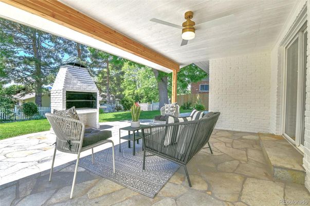 Exterior, Fireplace