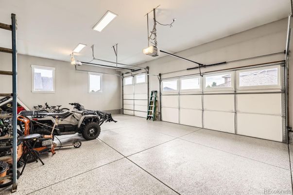 Garage, Interior