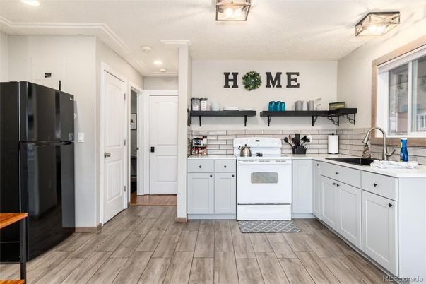 Interior, Kitchen, Recessed Lighting, Wood Texture Flooring