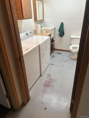 Interior, Washer