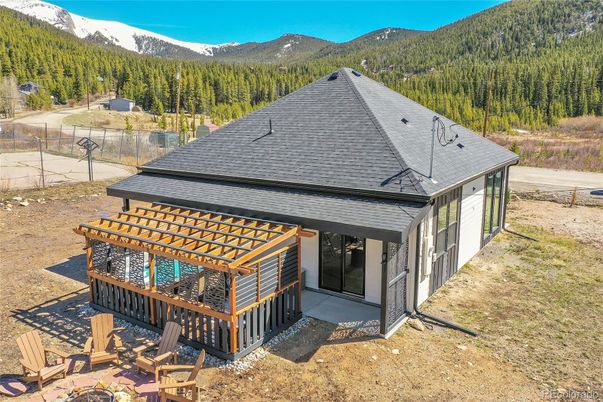 Backyard, Detached Garage, Exterior