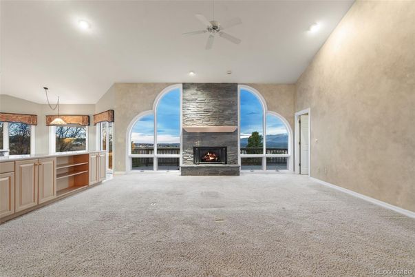 Empty room, Fireplace, Interior, Pendant Lights, Recessed Lighting