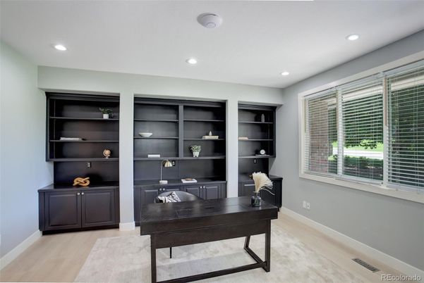 Home Office, Interior, Recessed Lighting, Wood Texture Flooring
