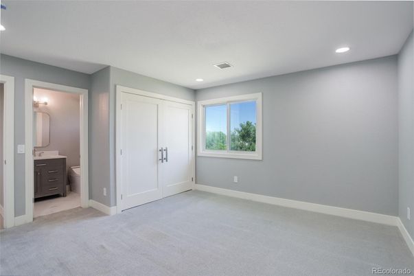 Bathroom, Empty room, Interior, Recessed Lighting