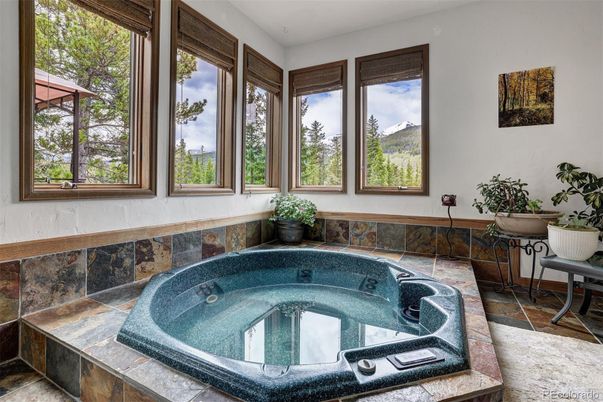Hot Tub, Interior