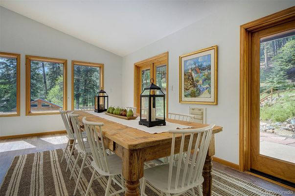 Dining room, Interior