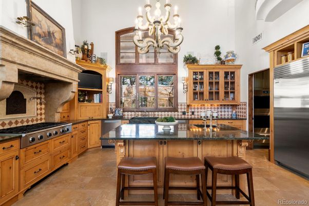 Chandelier, Interior, Kitchen