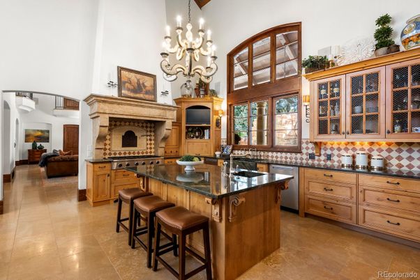 Chandelier, Interior, Kitchen