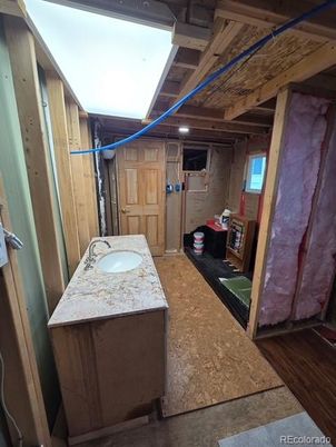 Bathroom, Interior, Wooden Beams, Wood Texture Flooring