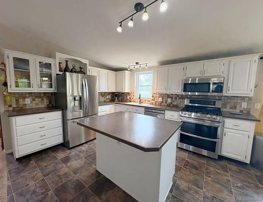 Interior, Kitchen, Stainless Steel Appliances