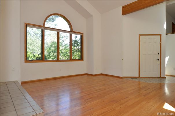 Empty room, Interior, Wooden Beams, Wood Texture Flooring