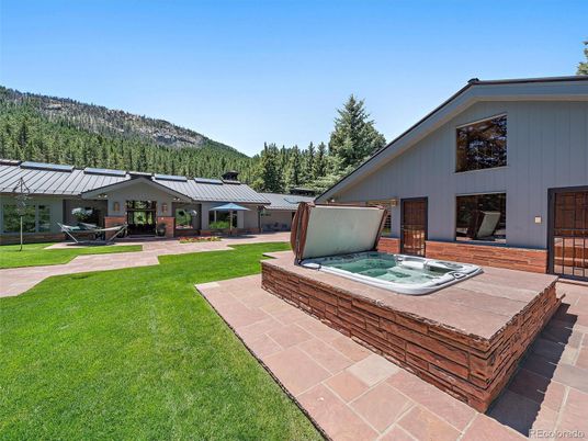 Backyard, Exterior, Hot Tub