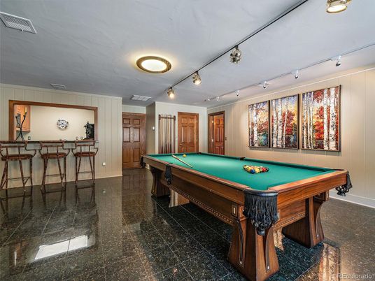 Billiard Table, Game Room, Interior
