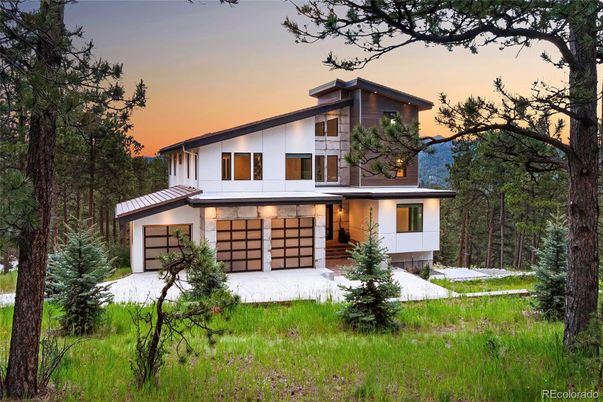 Attached, Backyard, Exterior, Facade, Modern