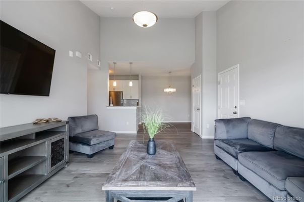 Interior, Kitchen, Pendant Lights, Wood Texture Flooring
