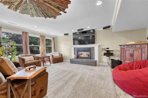 Fireplace, Interior, Living room, Recessed Lighting