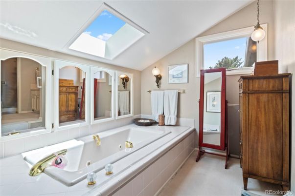 Bathroom, Interior, Pendant Lights