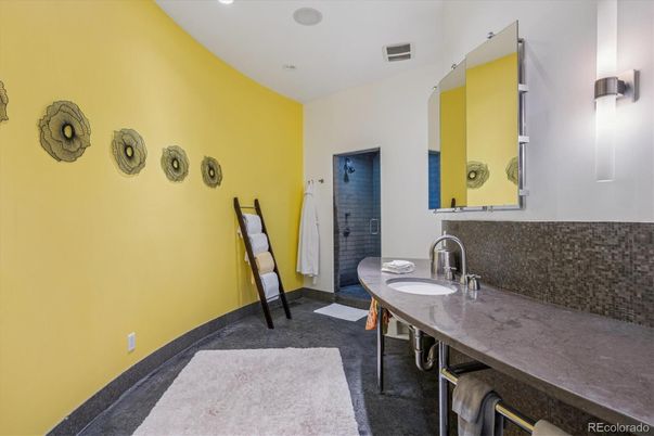 Bathroom, Interior, Recessed Lighting