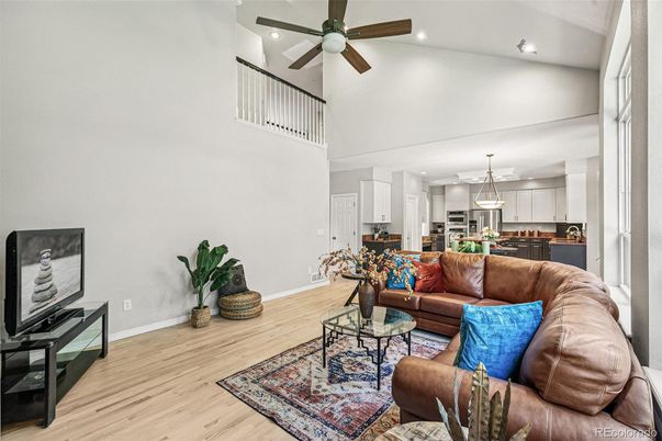 Interior, Kitchen, Living room, Pendant Lights, Recessed Lighting, Wood Texture Flooring