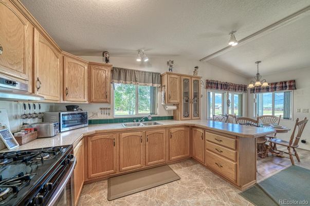 Dining room, Interior, Kitchen, Pendant Lights