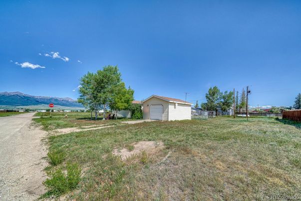 Backyard, Detached Garage, Exterior
