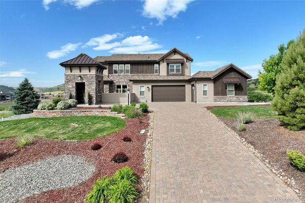 Attached, Exterior, Facade, Mediterranean