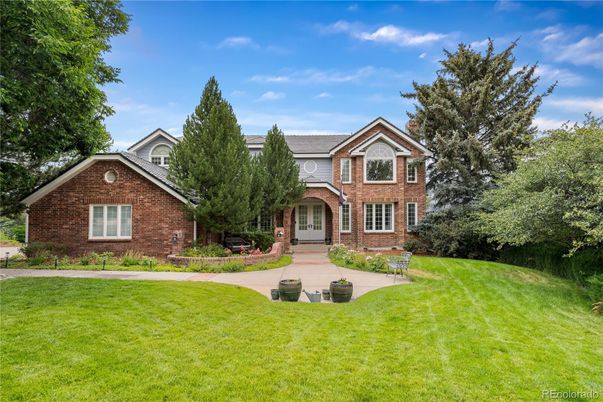 Backyard, Exterior, Facade, Brick Facade, Brick Traditional