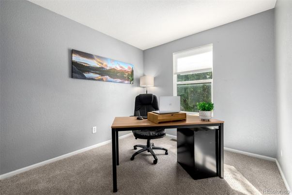 Home Office, Interior