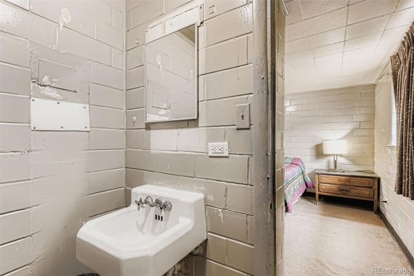 Bathroom, Interior