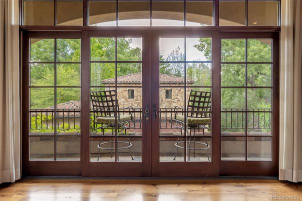 Interior, Sun Room, Wood Texture Flooring