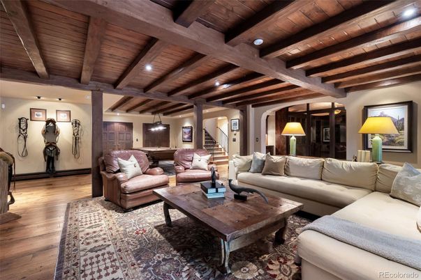 Interior, Living room, Pendant Lights, Recessed Lighting, Wooden Beams, Wooden Ceilings, Wood Texture Flooring