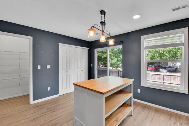 Interior, Pendant Lights, Recessed Lighting, Wood Texture Flooring