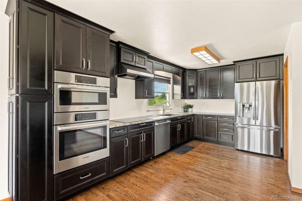 Interior, Kitchen, Stainless Steel Appliances, Wood Texture Flooring