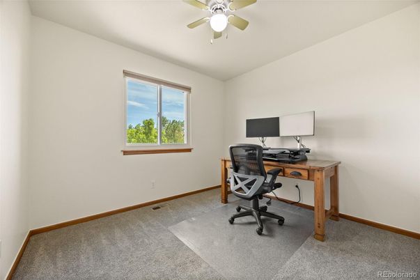 Home Office, Interior