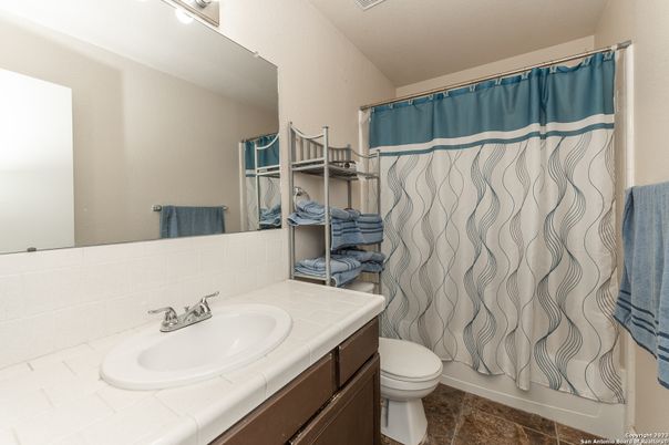 Bathroom, Interior, Tile Countertops