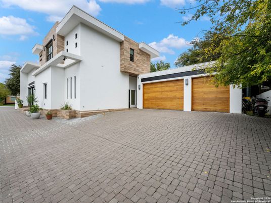 Attached, Exterior, Facade, Modern