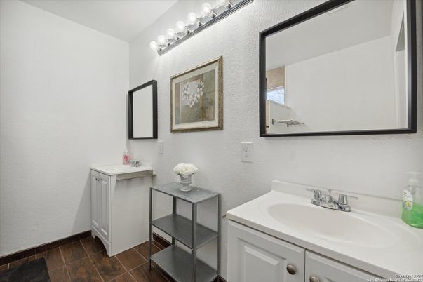 Bathroom, Dual Sink Vanities, Interior, Wood Texture Flooring